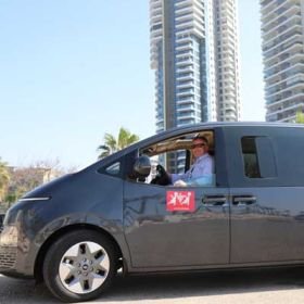 Лицензионный гид Константин Зарин